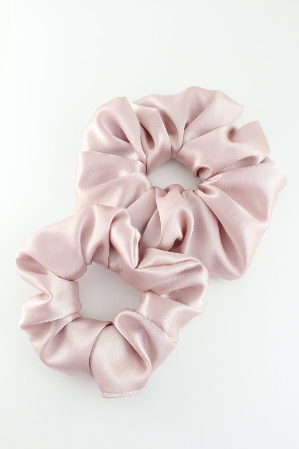 Trendy Hair Accessories Every Girl Must Own Shifted News